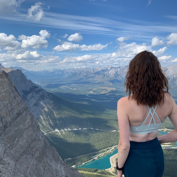 Meet your Posher, Angelica - Picture 3 of 3